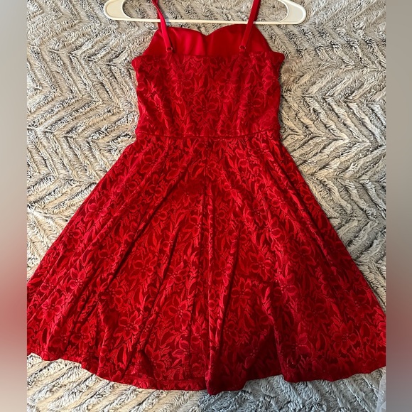 Red Homecoming dress! - Picture 3 of 3